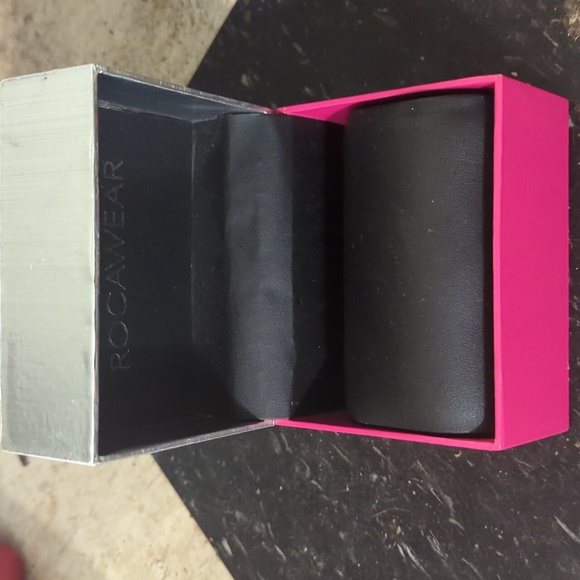 Watch box - Picture 2 of 2